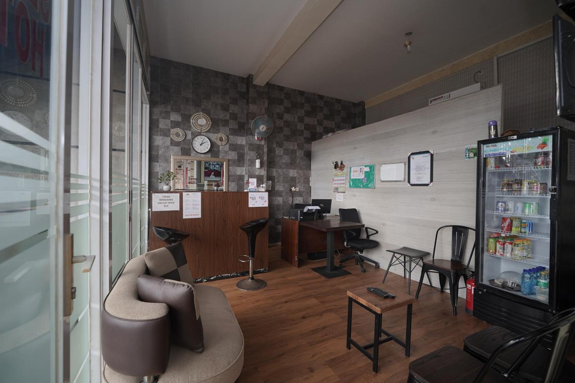 โซเรียง โฮเต็ล Hotel Soreang ภายนอก รูปภาพ