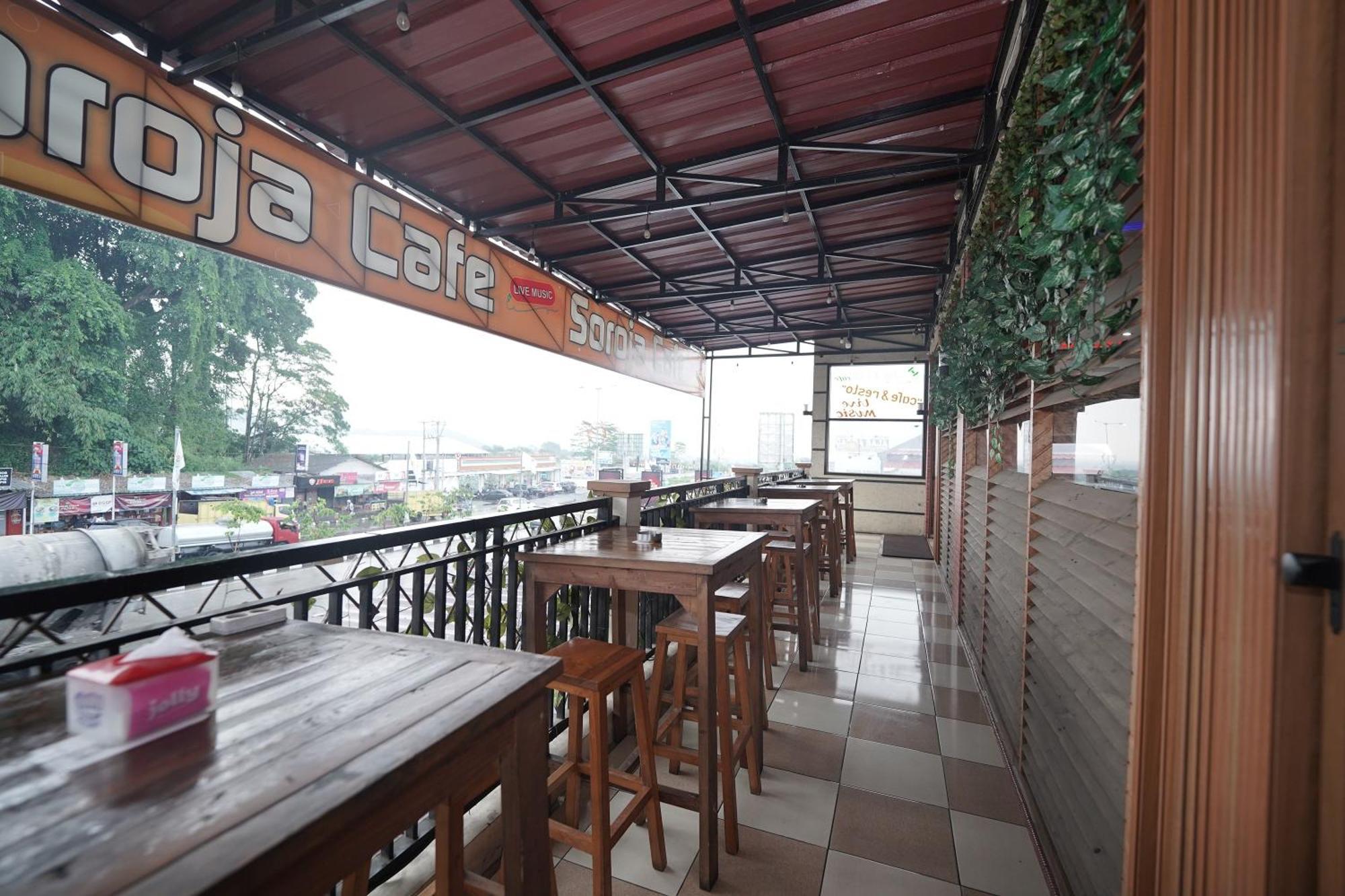 โซเรียง โฮเต็ล Hotel Soreang ภายนอก รูปภาพ