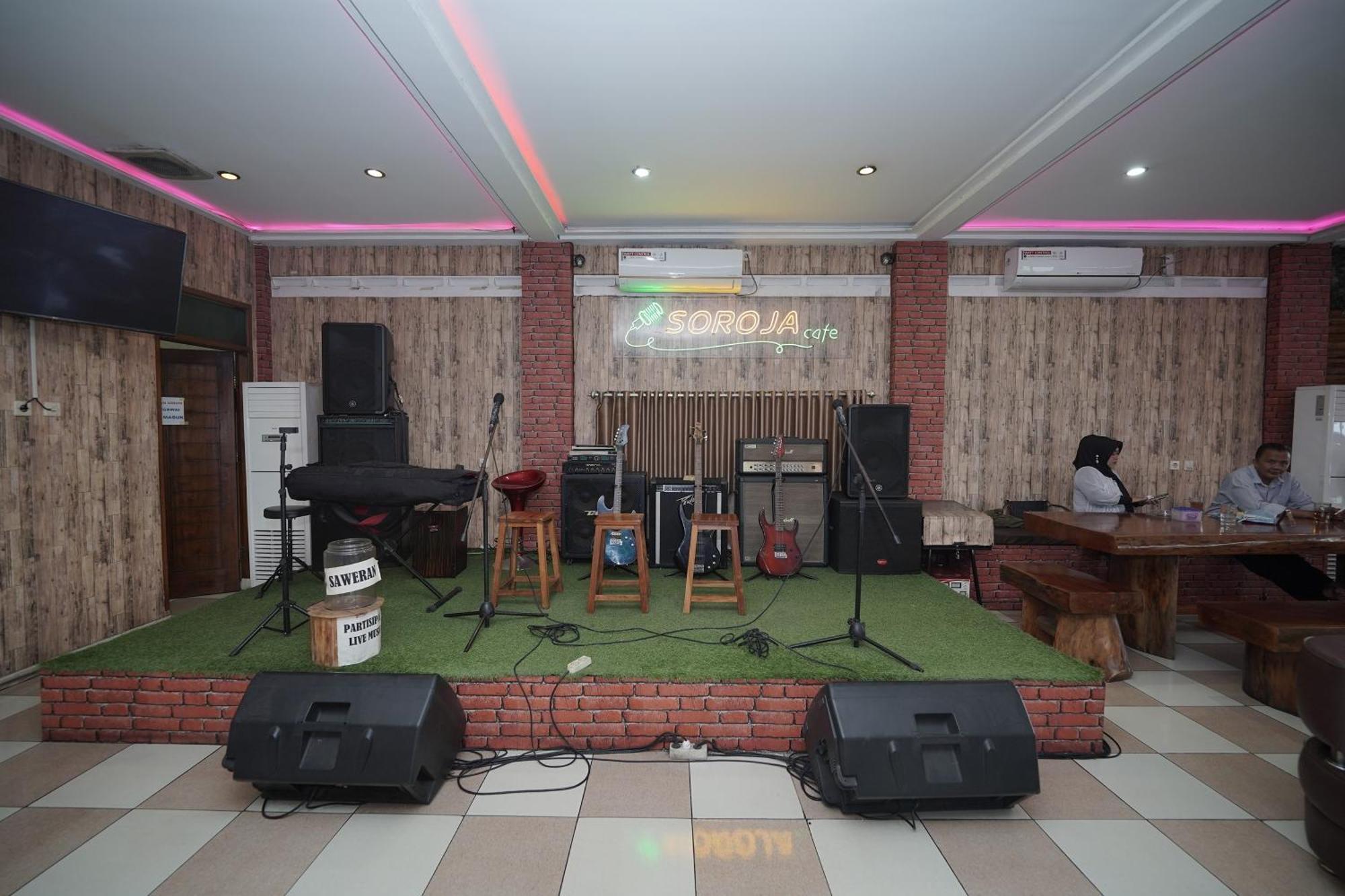 โซเรียง โฮเต็ล Hotel Soreang ภายนอก รูปภาพ