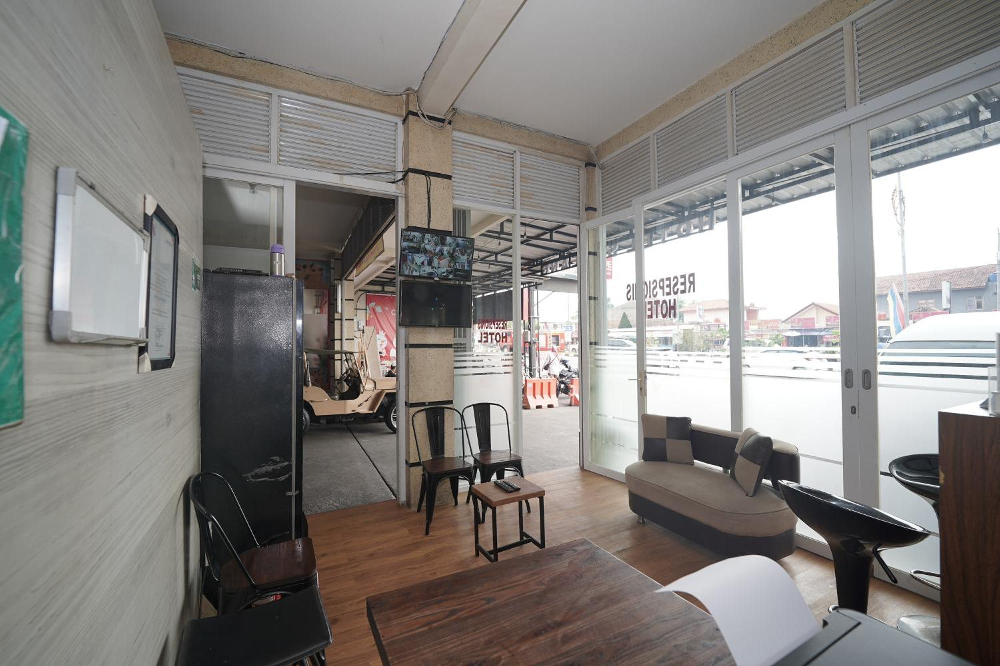 โซเรียง โฮเต็ล Hotel Soreang ภายนอก รูปภาพ