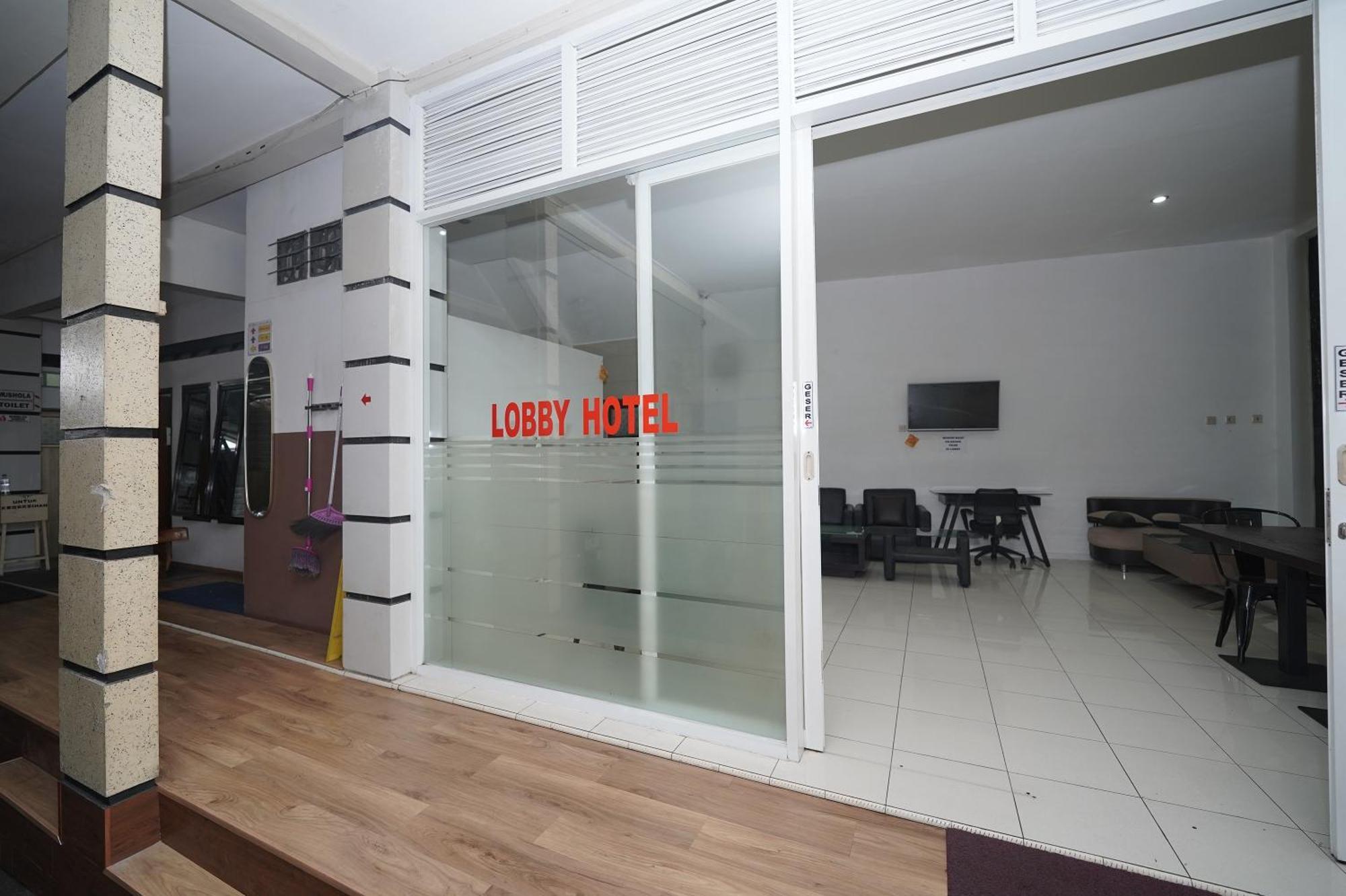 โซเรียง โฮเต็ล Hotel Soreang ภายนอก รูปภาพ